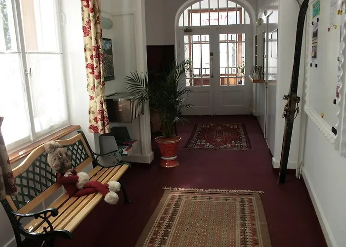 Готель Alpina 2*